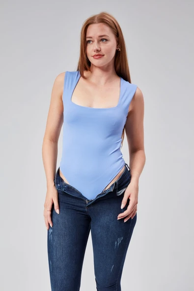 Astarlı Sıfır Kol Kare Yaka Dekolteli Çıtçıtlı Bodysuit - 10