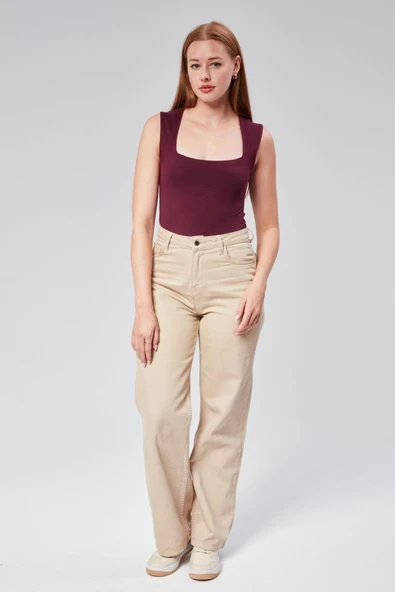 Astarlı Sıfır Kol Kare Yaka Dekolteli Çıtçıtlı Bodysuit - 4