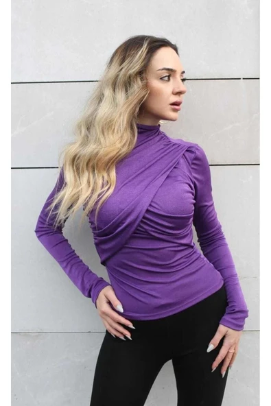 Yarım Boğaz Büzgülü Uzunkollu Sandy Bluz - 12