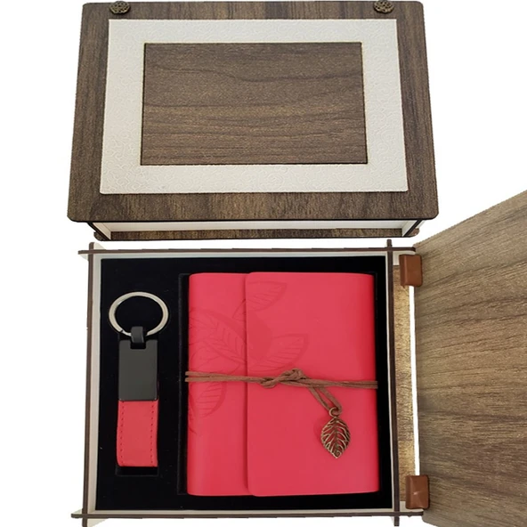Özel Ahşap Kutulu Kırmızı Deri Defter ve Anahtarlık Set TdrTR