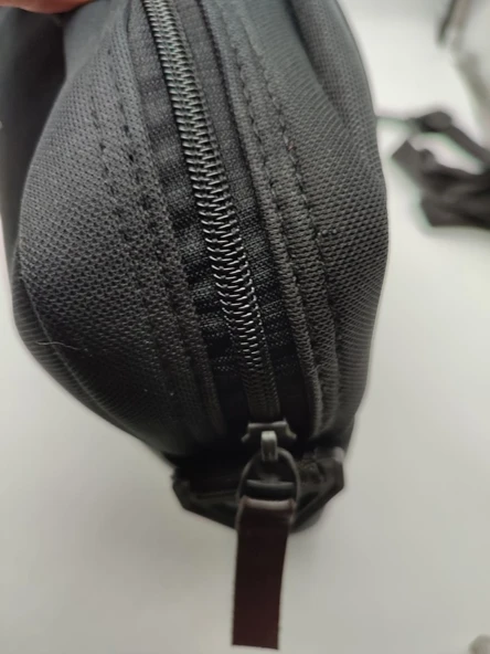 Önü Dik Fermuarlı Leptop Bölmeli Evrak Çantası - 3