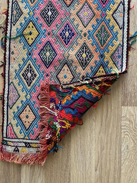 49x77 cm Eşsiz El Dokuma Türk Kilimi, Vintage Yün Halı, Harika Renkli Anadolu El Yapımı Yün Kilim, Geleneksel Kilim - 9