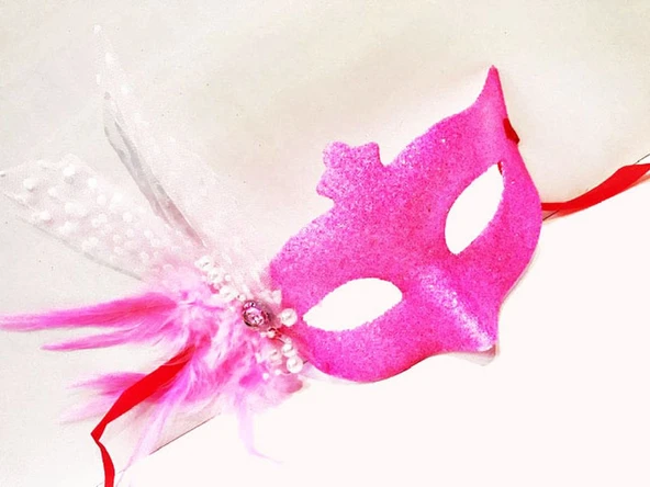 Sim İşlemeli İnci Boncuk Detaylı Tüylü Balo Maskesi Pembe Renk 13x18 cm TdrTR