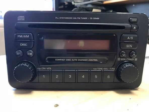 Suzuki Jimny 2005-2017  CD Çalar Teyp Çıkma