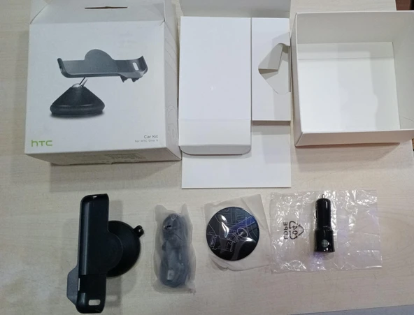 HTC One V ARAÇ KİTİ D130  ( ORJİNAL SET ) - 3