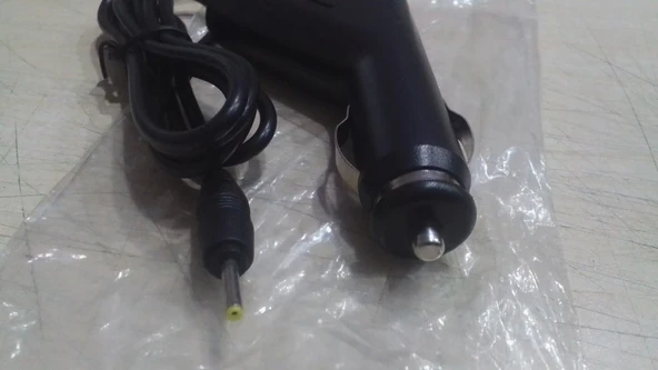 Narita NRT-52C 5 Volt 2 Amper Araç Tablet Pc Adaptörü İnce Uç 2.5 x 0.7 - 3