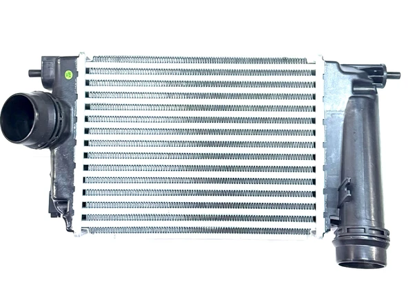 Renault Koleos Turbo Radyatörü /İnterkol (2016-2023) 144614BD0A MGA80295 2.0 DCI, 2.0 BLUE DCI ürün görseli