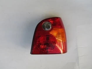 VOLKSWAGEN POLO- 5- 02/05; STOP LAMBASI SAĞ KIRMIZI/SARI/BEYAZ (3/5KAPI)(ÇİFT FARLI)(FAMELLA) - 3