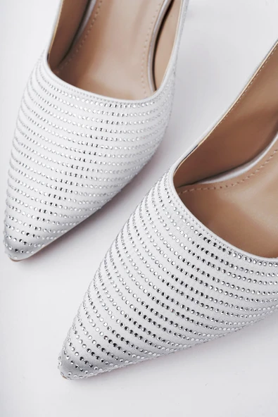 Muggo AMRİTA Sivri Burun Taşlı Arkası Açık Klasik Topuklu Kadın Ayakkabı - 3