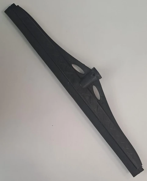 PLASTİK YERSİL BÜYÜK 55 CM