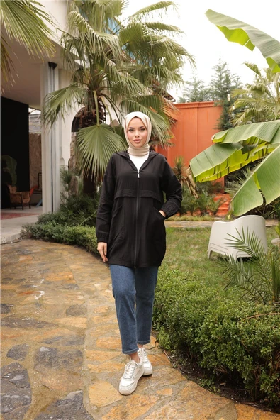 Fermuarlı Cepli Lastikli Kısa Şık Spor Kap - 71247.003 - Siyah - 2