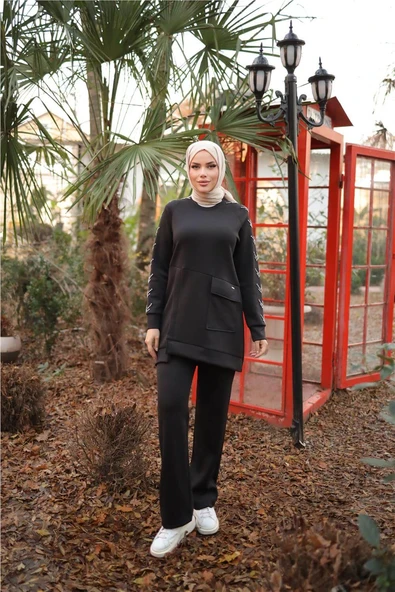 Taş Detaylı Tek Cepli O Yaka İkili Tesettür Eşofman Takımı - (38-46) - 71233 - Siyah - 2