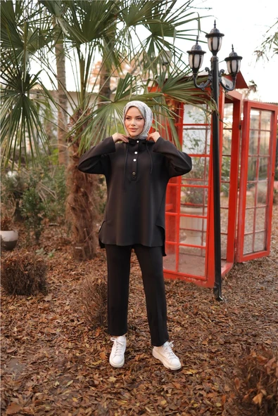 Kapşonlu Yarım Çıtçıtlı Kısa İkili Tesettür Eşofman Takımı - (38-46) - 71234 - Siyah - Resim 3