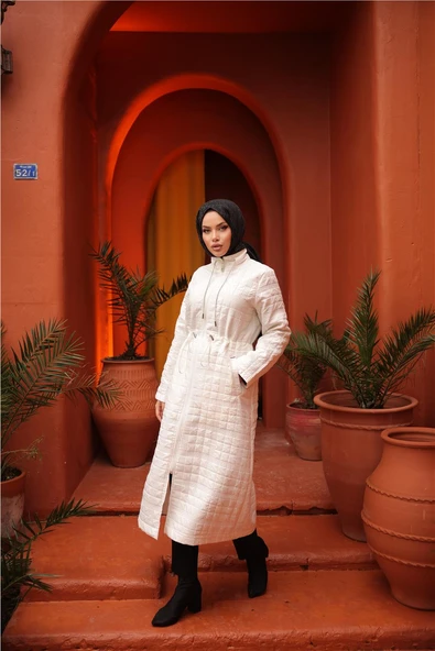 Fermuarlı Balıkçı Yaka Belden Bağcıklı Kapitone Şık Spor Kap - 71239.023 - Krem - 3