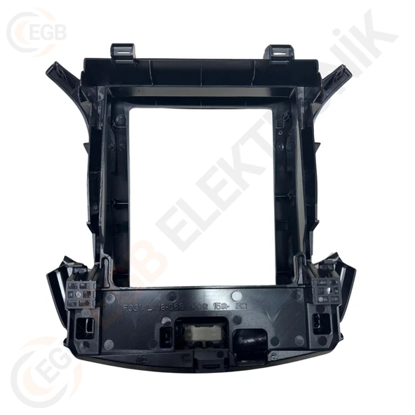 OTO TABLET ÇERÇEVE CHEVROLET CRUZE 2015+ 9.7" PIANO BLACK TAC-218 - Resim 3