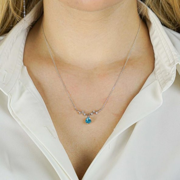 Yaprak Dalı Tasarımlı Mavi Damla Taşlı 925 Ayar Gümüş Kolye - Resim 2