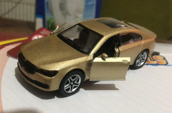 Oyuncak Metal Model Araba Açılır Kapı 1/36 Çek Bırak Gold BMW - 2