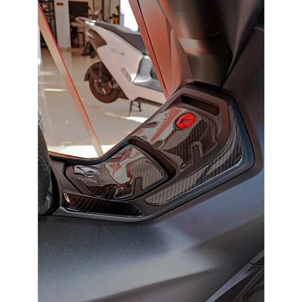 Honda Forza250 2024 ile Uyumlu Kaydırmaz 6D Karbon 7 Parça Tank Pad Seti GC20 - Resim 4