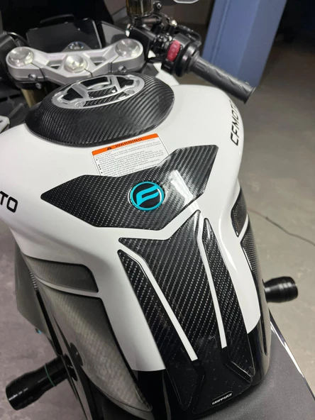 CF 450 SR 2024 ile Uyumlu Kaydırmaz 6D Karbon 15 Parça Tank Pad Seti GC16 - 3