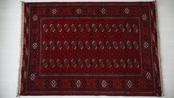 137x210 cm Canlı Kırmızı El Dokuma Türk Halısı, Bohem & Ekletik Dekorasyon için Antik Küçük Halı