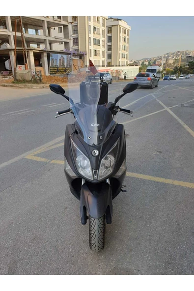 MOTOCAM Sym Joymax250 İ Siperlik Ön Cam 2013 2017 Model 65cm Şeffaf Renkli 4mm ORTA BOYLU CAM