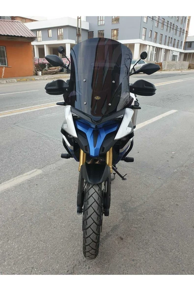 MOTOCAM Voge DSX 525 Siperlik Ön Cam 2023 2024 Model 65cm Siyah Renkli 4mm ORTA BOYLU CAM