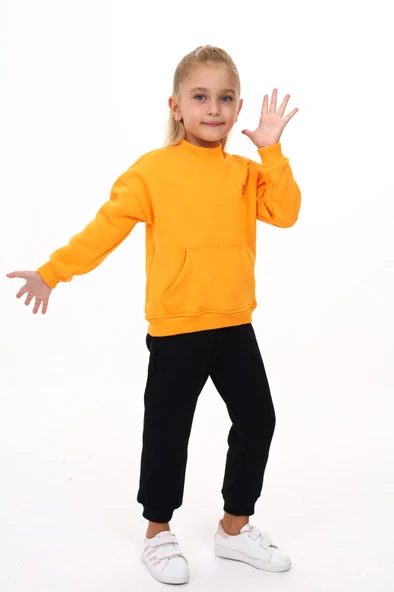 Toontoy Kız Çocuk Yarım Balıkçı Yaka Göğsü Nakışlı Eşofman Takım - 11