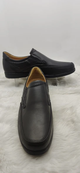 ÇİĞDEM GERÇEK DERİ TOPUK JELLİ SİYAH BAĞSIZ ÖZEL SERİ AYAKKABI 960 - Resim 2