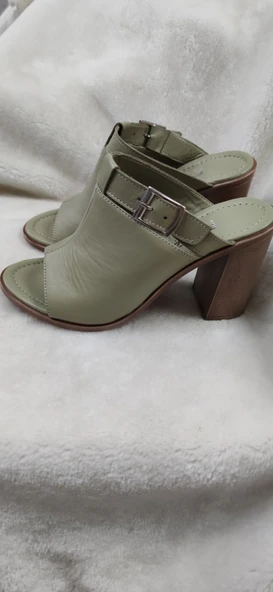 ÇİĞDEM GERÇEK DERİ TOPUKLU YEŞİL TERLİK - Resim 2