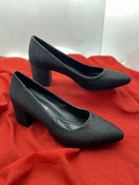 ÇİĞDEM KALIN ÖKÇE SİYAH SİMLİ SİVRİ BURUN AYAKKABI - Resim 2