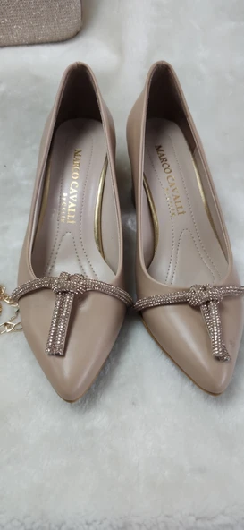 ÇİĞDEM SİYAH ÖNÜ TAŞ DETAYLI KAPALI TOPUKLU AYAKKABI (CVL AT3) - Resim 3