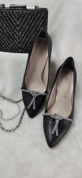 ÇİĞDEM SİYAH ÖNÜ TAŞ DETAYLI KAPALI TOPUKLU AYAKKABI (CVL AT3) - Resim 2