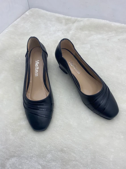 ÇİĞDEM SİYAH DERİ KÜT BURUN ALÇAK TOPUKLU AYAKKABI (AS4) - Resim 7