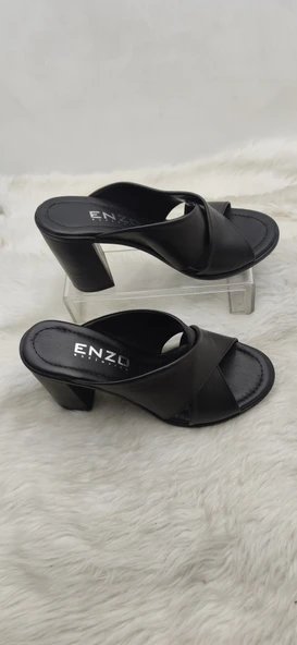 ÇİĞDEM GERÇEK DERİ SİYAH ÇAPRAZ TERLİK(TER 6)