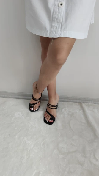 ÇİĞDEM PODYUM TEK PARMAK KALIN ÖKÇE TERLİK ürün görseli 1