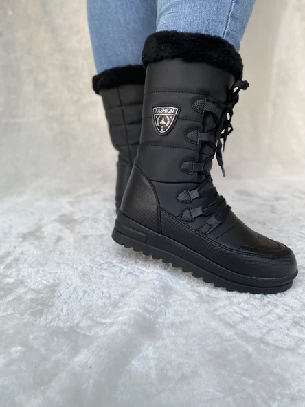 ÇİĞDEM SÜS BAĞLI SİYAH KAR BOTU (TWİNGO 995) - 2