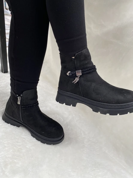 ÇİĞDEM YANI TAŞLI FERMUARLI SİYAH SÜET BOT ( İLKER B1) - Resim 2