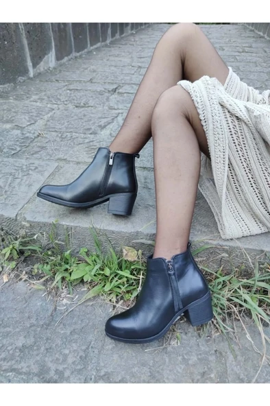 BURÇ SİYAH GERÇEK DERİ SİVRİ BURUN TOPUKLU KADIN BOT  (B18) - Resim 2