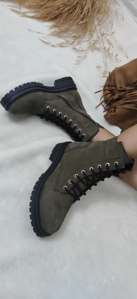 ÇİĞDEM GERÇEK NUBUK DERİ YEŞİL, FERMUARLI KADIN POSTAL BOT (B4) - Resim 2