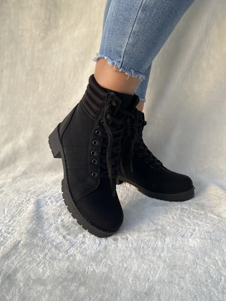 ÇİĞDEM YANDAN FERMUARLI ÖNDEN BAĞLI SİYAH POSTAL BOT (TWİNGO 285) - Resim 2