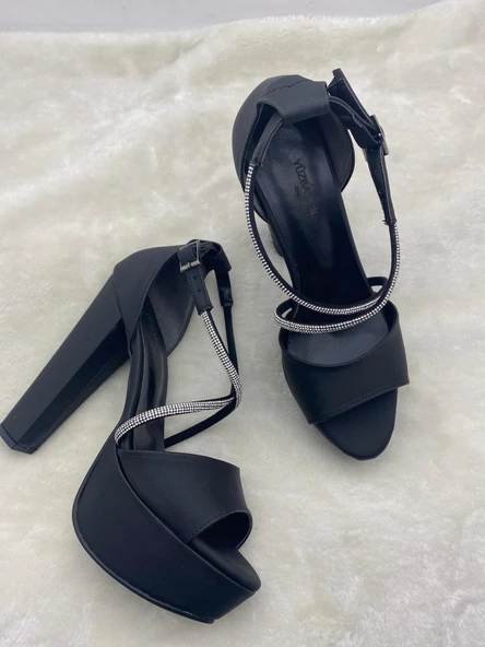 ÇİĞDEM SİYAH SATEN ÇAPRAZ TAŞ BANTLI PLATFORM TOPUKLU AYAKKABI - Resim 6