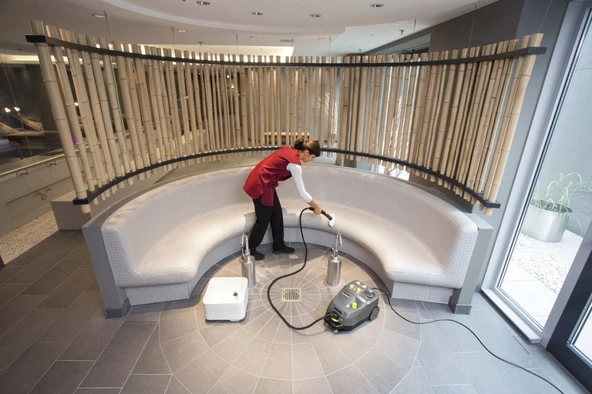 Buharlı Temizlik Makinası Sg 4/4 - Resim 6