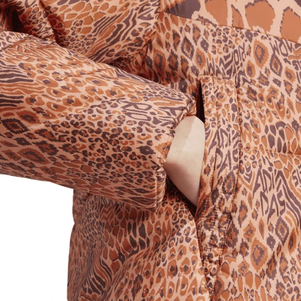 Adidas IV9757 Farm Padded Kadın Spor Mont - 6