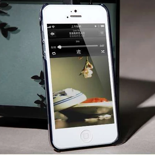 Apple iPhone SE/5S/5 Nillkin Marka Desenli Sert Kauçuk Kılıf (Flower 1) - Lacivert - Resim 3