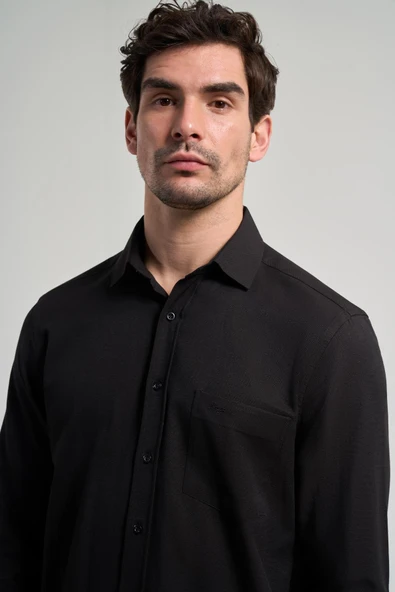 Siyah Sert Yaka Düz Classic Pamuklu Comfort Fit Gömlek 1004250213 - Resim 4