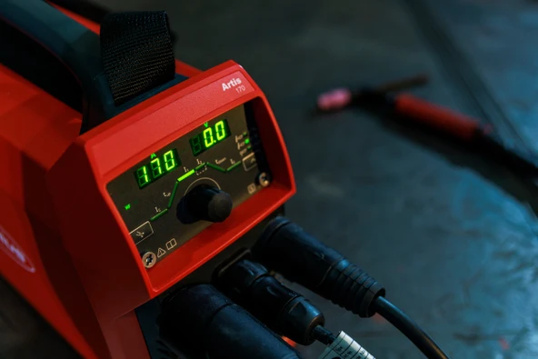 Fronius Artis 170 SET 170 Amper Argon ( TIG ) Kaynak Makinası - Resim 4