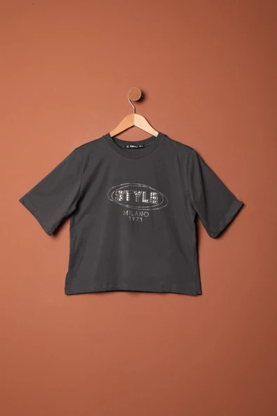 Süprem Kumaş Taş Detaylı Kadın Tişört-Antrasit