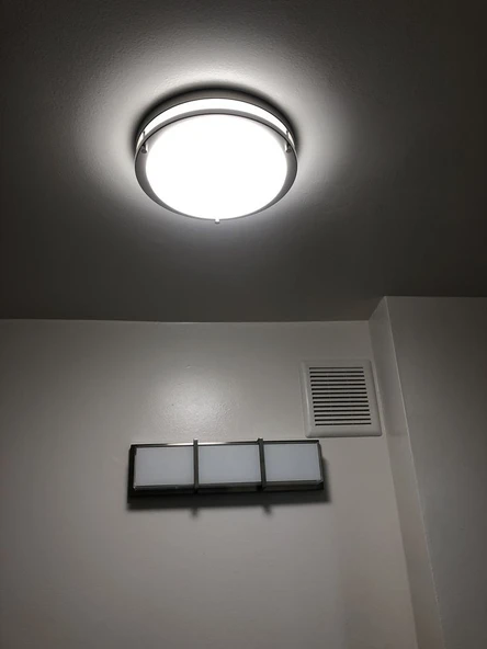 Elektrikle Çalışır, Radar Sensörlü, Karanlıkta Hareket Gördükçe Yanar, 24 Watt Modern Tasarım Tavan Aplik