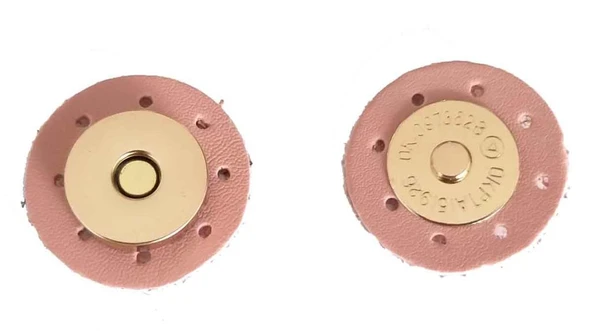 Çanta Aksesuar Suni Derili Mıknatıs Pudra ürün görseli 1