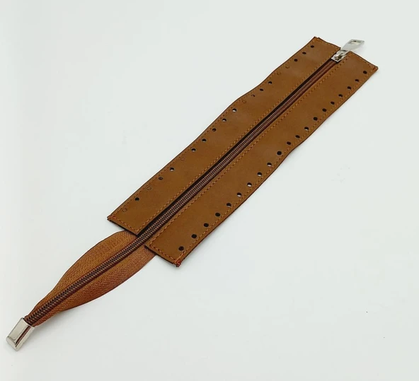 Çanta Aksesuar Taba Renk 28 Cm Derili Fermuar Gümüş Metalli